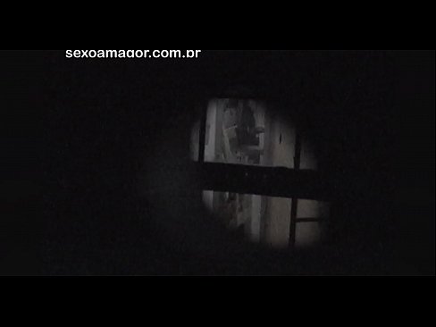 ❤️ Ξανθιά κοπέλα βιντεοσκοπήθηκε κρυφά από ηδονοβλεψία της γειτονιάς κρυμμένο πίσω από κούφια τούβλα ❤️❌  στο el.com-porn-kai.ru ❌❤